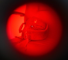 Изображение скрытой камеры на экране детектора BugHunter Dvideo  Nano