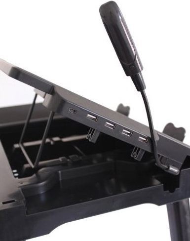 5 USB портов находятся на боковой части столешницы