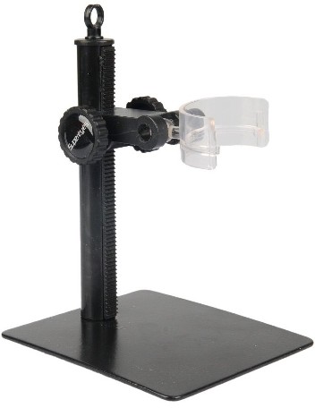 Удобная регулируемая стойка входит в стандартный комплект поставки микроскопа