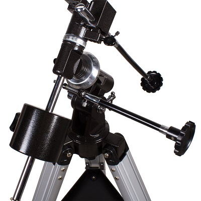 Обилие настроек и регулировок при установке телескопа порадует любого начинающего астронома и не только (нажмите на фото для увеличения)
