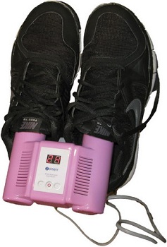 Озонерр подходит для любой обуви: от ботинок и кроссовок до сапог и валенок