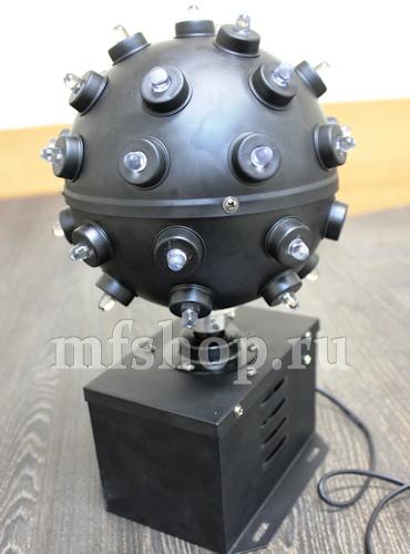 На корпусе цветомузыки XC-H-032 LED Small Ball предусмотрены крепления для её установки на стену или потолок