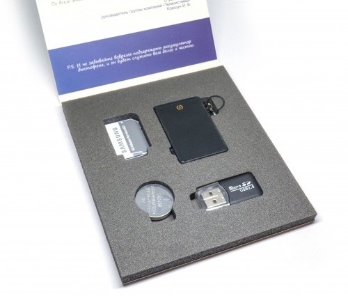 Профессиональный мини-диктофон EDIC-mini Card B94