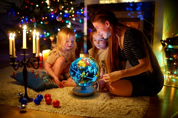 Интерактивный глобус ночник с подсветкой, сказками и викторинами Oregon Миф